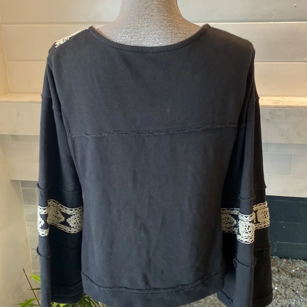 Free People Santa Maria Boho Embroidered Knit Pull-Over Top Size XS